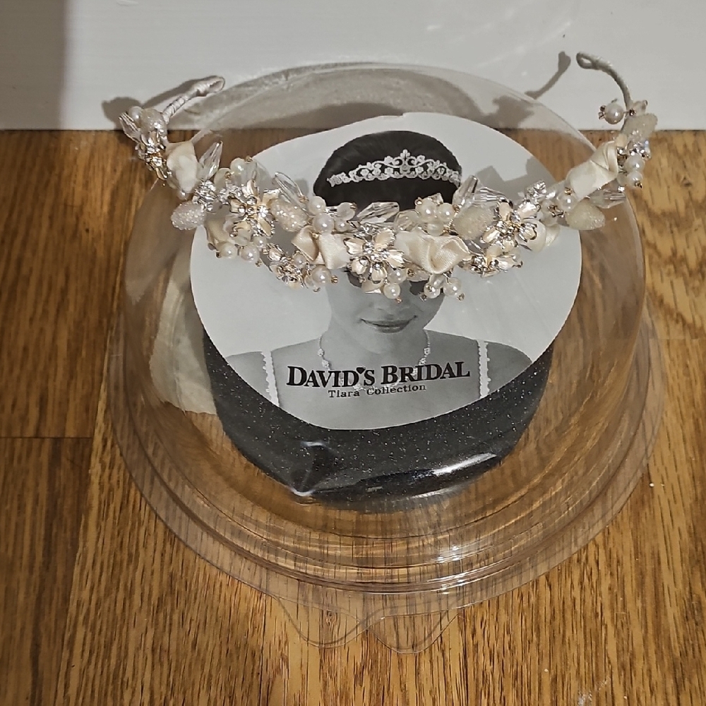 David's Bridal Floral Tiara